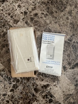 Linear D-24A wireless transmitter 303.875 MHz  9v Battery Not Included