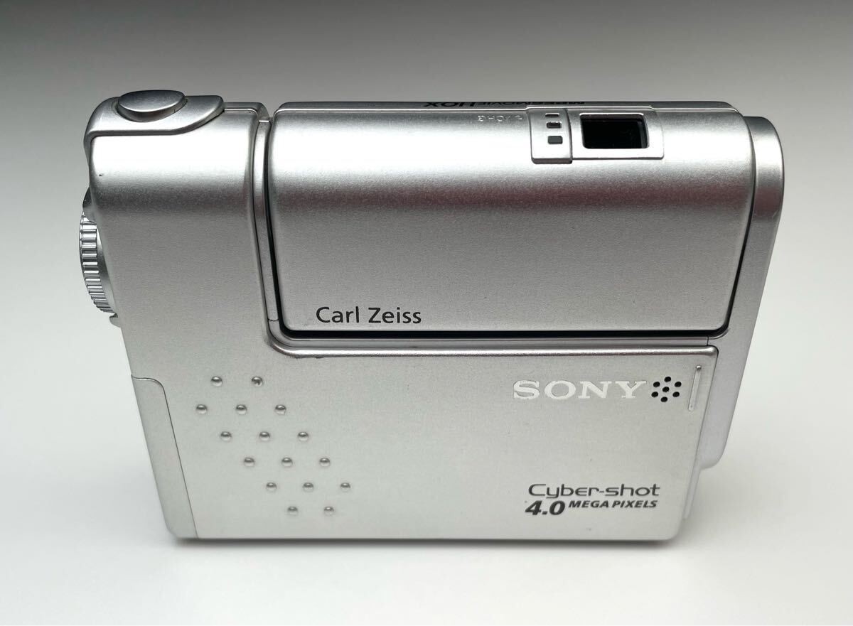 Sony Cyber-Shot Dsc-F77 Digital Still Camera With Charger