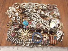 Vintage-Now 30+ Piece BROKEN CRAFT Colorful Rhinestone Jewelry Making Lot #7