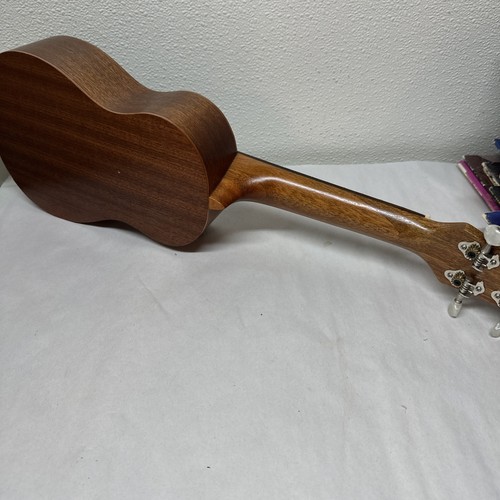 Luna UKE Hand Carved Tribal Mahogany Bc 17042472899 - Picture 5 of 7