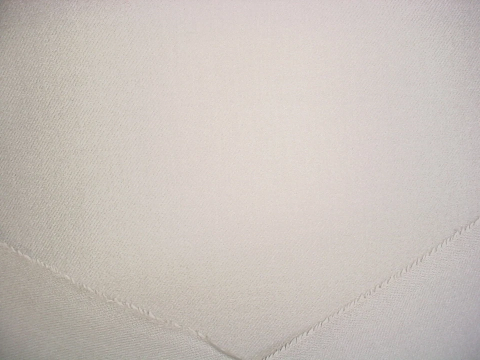 7-5/8Y Kvadrat 473871 Wool Twill Light Daper Grey Drapery Upholstery Fabric - Image 4 of 4