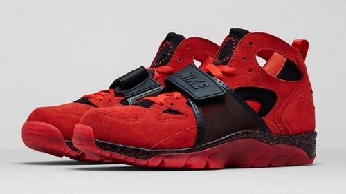 Nike Air Trainer Huarache Prm QS 'LOVE 
