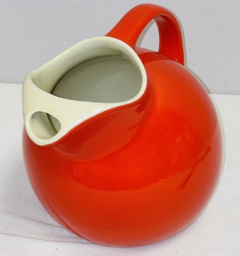 Hall Vintage RED TILTED BALL PITCHER - Picture 2 of 4