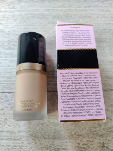 Too Faced Born This Way Foundation In Porcelain 30ml. - Picture 4 of 5