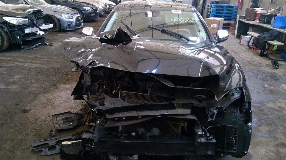 Speedometer Cluster Fits 10-13 XJ 6464642 - Image 3 of 4