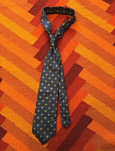 Brooks Brothers Makers Silk Tie Blue and Gold Geometric Accent