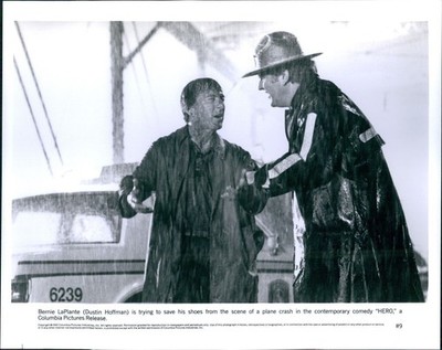 1992 Actor Dustin Hoffman Plane Crash Scene Hero Comedy Columbia Photo 8x10