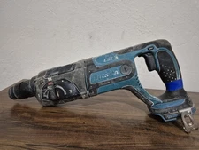 Makita XRH04 18v LXT 7/8" SDS-Plus Rotary Hammer Drill - Tool Only