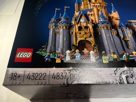 LEGO Disney: The Disney Castle (43222) RETIRED (GRAY TRIM GEN 1)