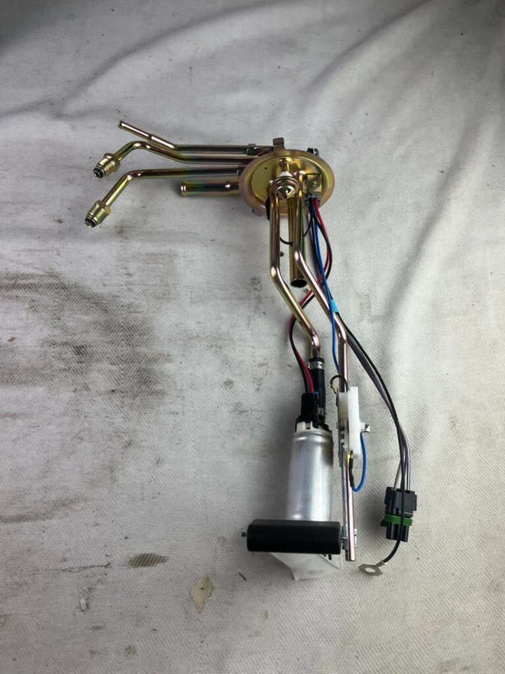 Conjunto de módulo de bomba de combustible Carquest E3622S xref: TYC 150097-A Foto 2 de 4