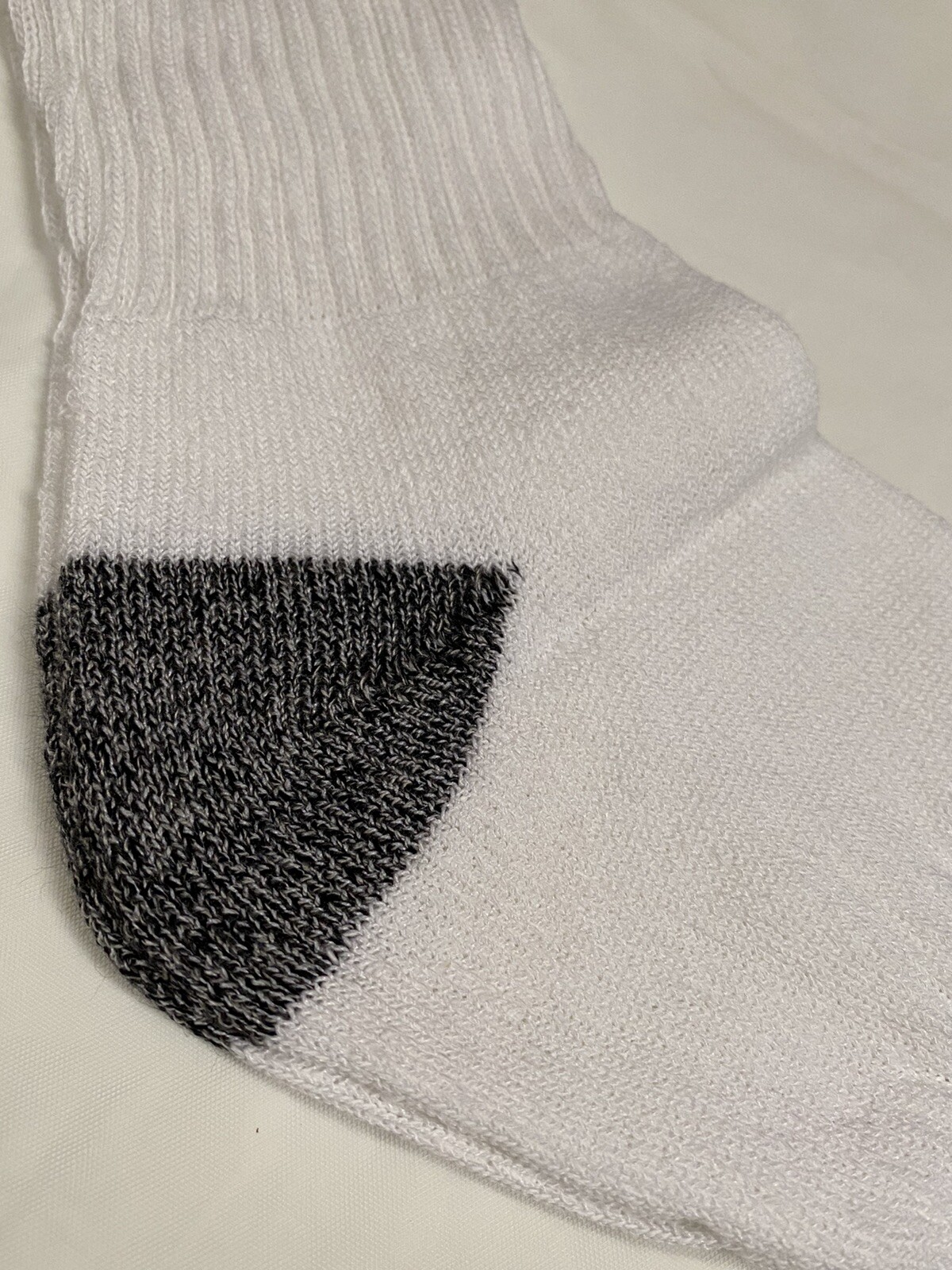 3 Pair Carolinas Best Cotton White Crew Socks Men's Size 1013. Arch