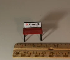 1/64 TH SCALE KENDALL OIL  BENCH / SEAT  REPLICA SHOP / GARAGE DIORAMA PROP!!