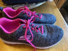 skechers lite weight price