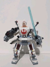 LEGO - 75390 Luke Skywalker X-Wing Mech Star Wars Complete Loose