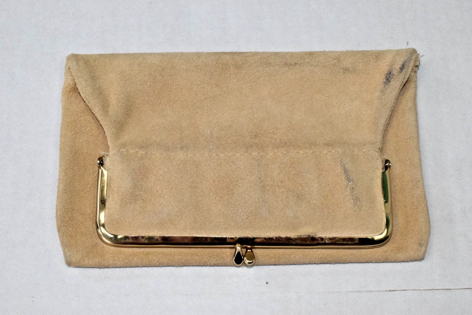 Bolso sin asas plegable vintage de cuero gamuza años 60 beige natural bolsillo secreto 5,5X8,5 pulgadas Foto 2 de 4
