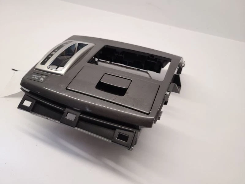 Nissan Quest 2011-2017 cambio bisel embellecedor  Foto 3 de 4