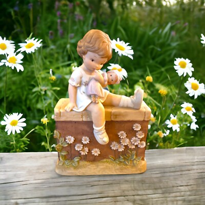 Memories of Yesterday ''Jus' Thinkin' 'Bout You'' 1990 Musical Box Figurine