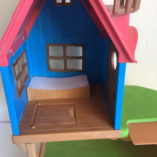Sylvanian Families Calico Critters - Casetta da gioco Isola Segreta - Foto 2 di 4