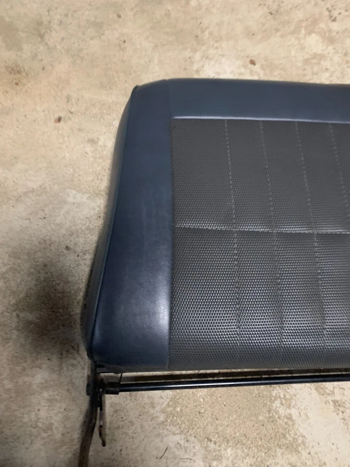 1992 1997 1996 92 97 Ford F150 F250 F350 REPOSACABEZAS BANCO ASIENTO RESPALDO TECHO TRASERO Foto 2 de 4