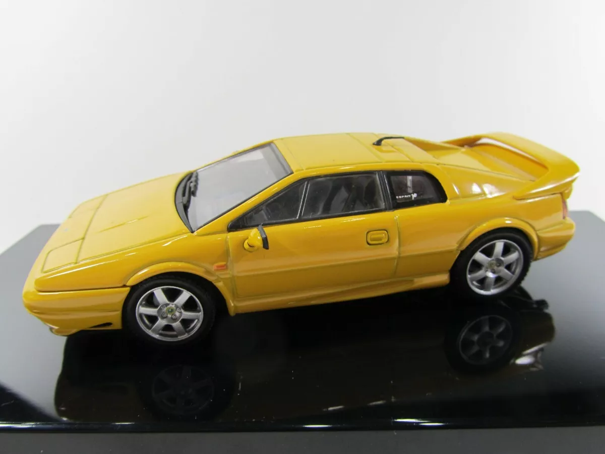 LOTUS ESPRIT V8 1996 yellow 1:43 AUTOart 55403 NEW Extremely RARE