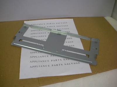 WB06X10937 MICROWAVE OVEN VENT MOTOR COVER FROM A BRAND NEW MICROWAVE OVEN