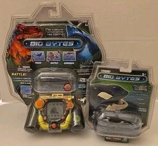 2007 Jakks Pacific Bio Bytes Great White Shark Game + Killer Whale Bio Tank New