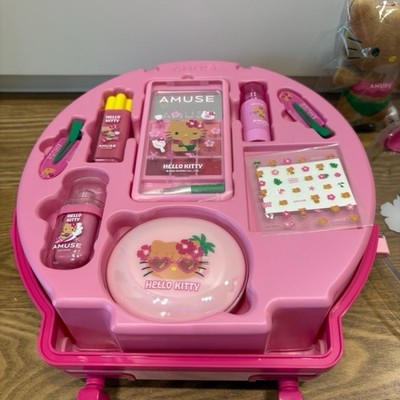 Amuse x Hello Kitty Tanning Kitty Full Makeup Set Luggage Case K