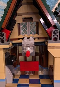 LEGO 10222 Winter Village Post Office (100% Complete W/ Manual, Retired)