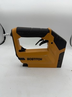 Bostitch BTFP71875 Pneumatic Stapler Brad Nailer Combo Tool Yellow Black