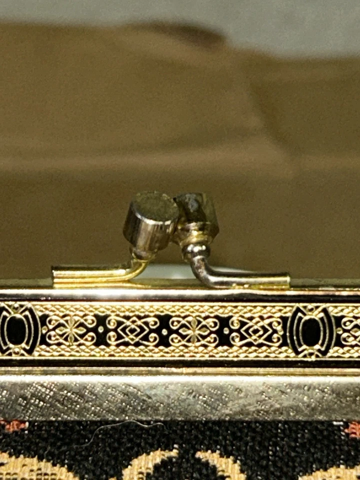 Bolso Pinup Rockabilly Flapper Monedero Tapiz Pequeño Punto Floral Negro Años 50 Foto 3 de 4