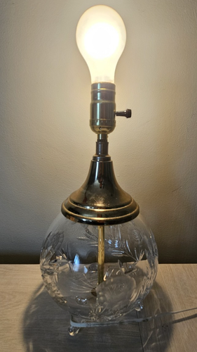 RARE Vintage Etched Cut Crystal Rose Lamp, Glass Footed. 13" Tall. FREE SHIPPING - Picture 12 of 14