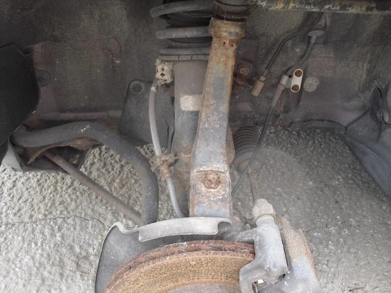 Driver Left Lower Control Arm Front Fits 92-95 MAZDA 929 366896 - Image 3 of 4