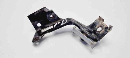 VW PASSAT B5 3B2 Kotflügelhalter vorne rechts 1.90 Diesel 81kw 1997 31117036