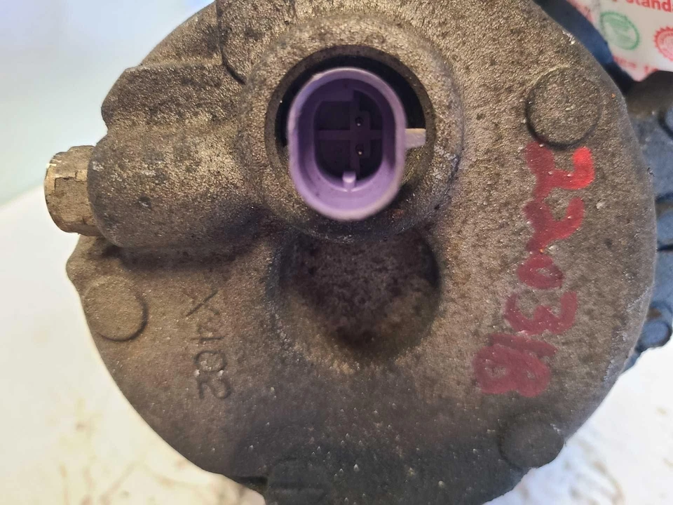 Chevy Avalanche 2002 conjunto de compresor de aire acondicionado OEM 89024907 Foto 4 de 4