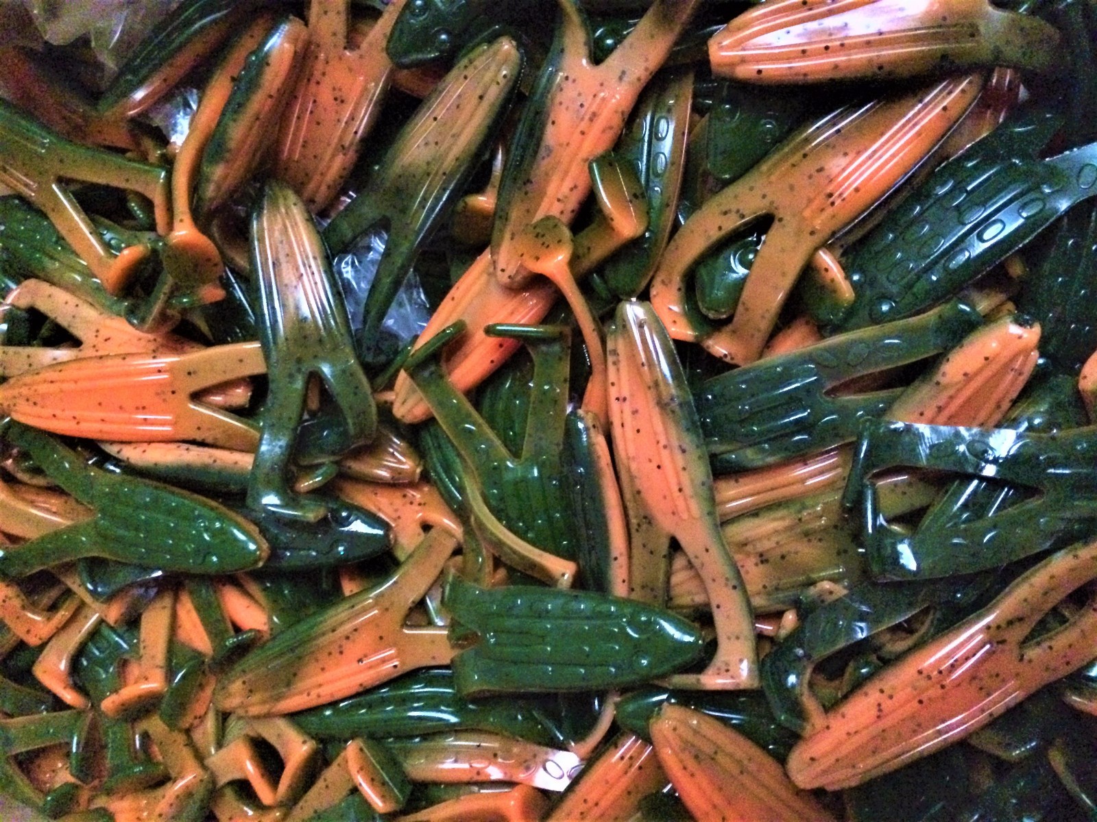 Lot of 30 - 4" Bass Pro Shops Humpin' Toads Fishing Lures - Plastic Frog 