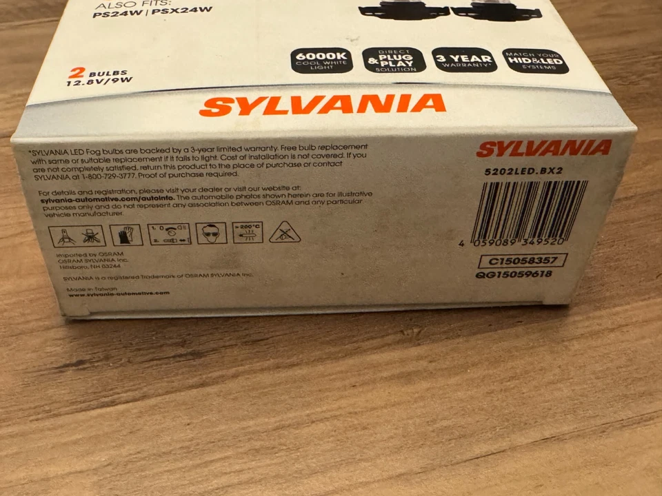 Коробка из 2 противотуманных ламп SLE Sylvania 5202LED 5202 LED DRL C15058357 6k - Изображение 4 из 4