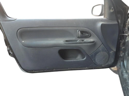 7701475526 Paragolpes Delantero para RENAULT CLIO II FASE II (B/CB0) 20 8879608 - Imagen 9 de 10