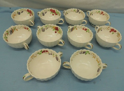 COPELAND SPODE ENGLAND LOT OF 10 CUPS WITH DOUBLE HANDLES FLORAL SCALLOPED - Picture 12 of 12