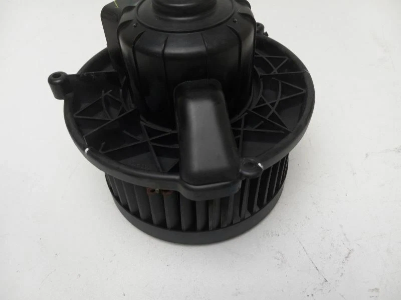 Chevrolet Equinox 2006-2017 motor soplador Foto 2 de 4