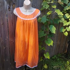 Vintage 60s Orange Layered Pleated Babydoll Nightgown White Lace Trim Medium