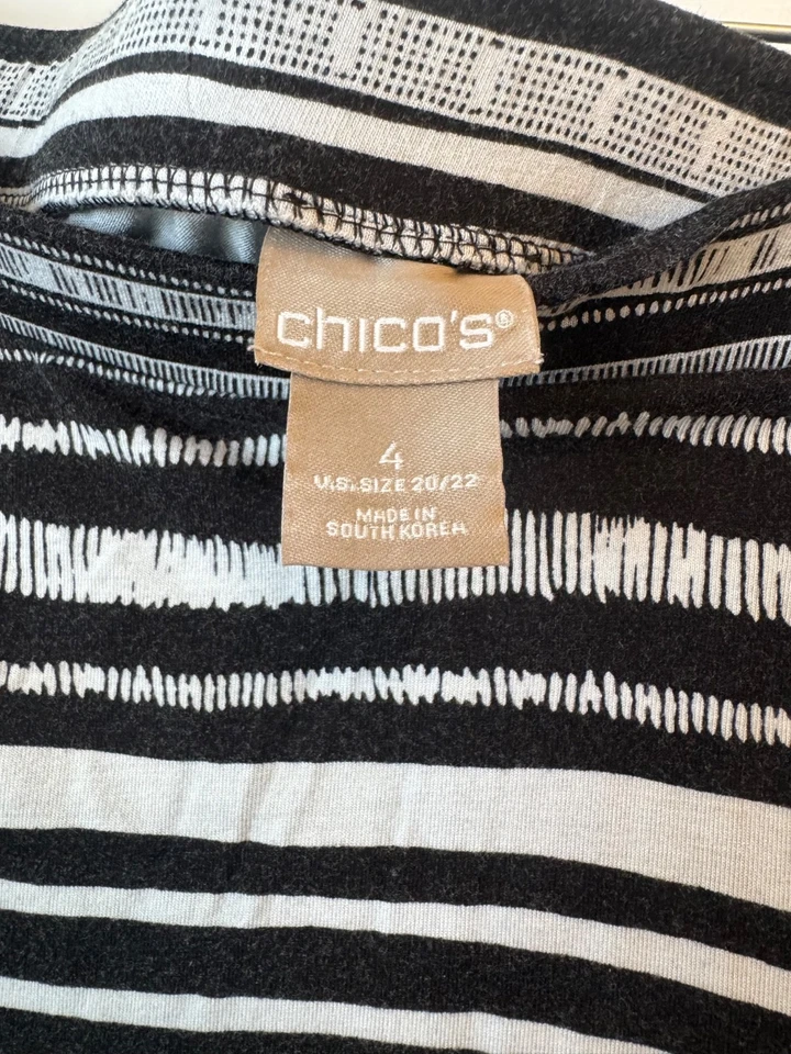 Chico's Casual 2 piece Shirt and Hankerchief Hem shirt - Image 3 of 4