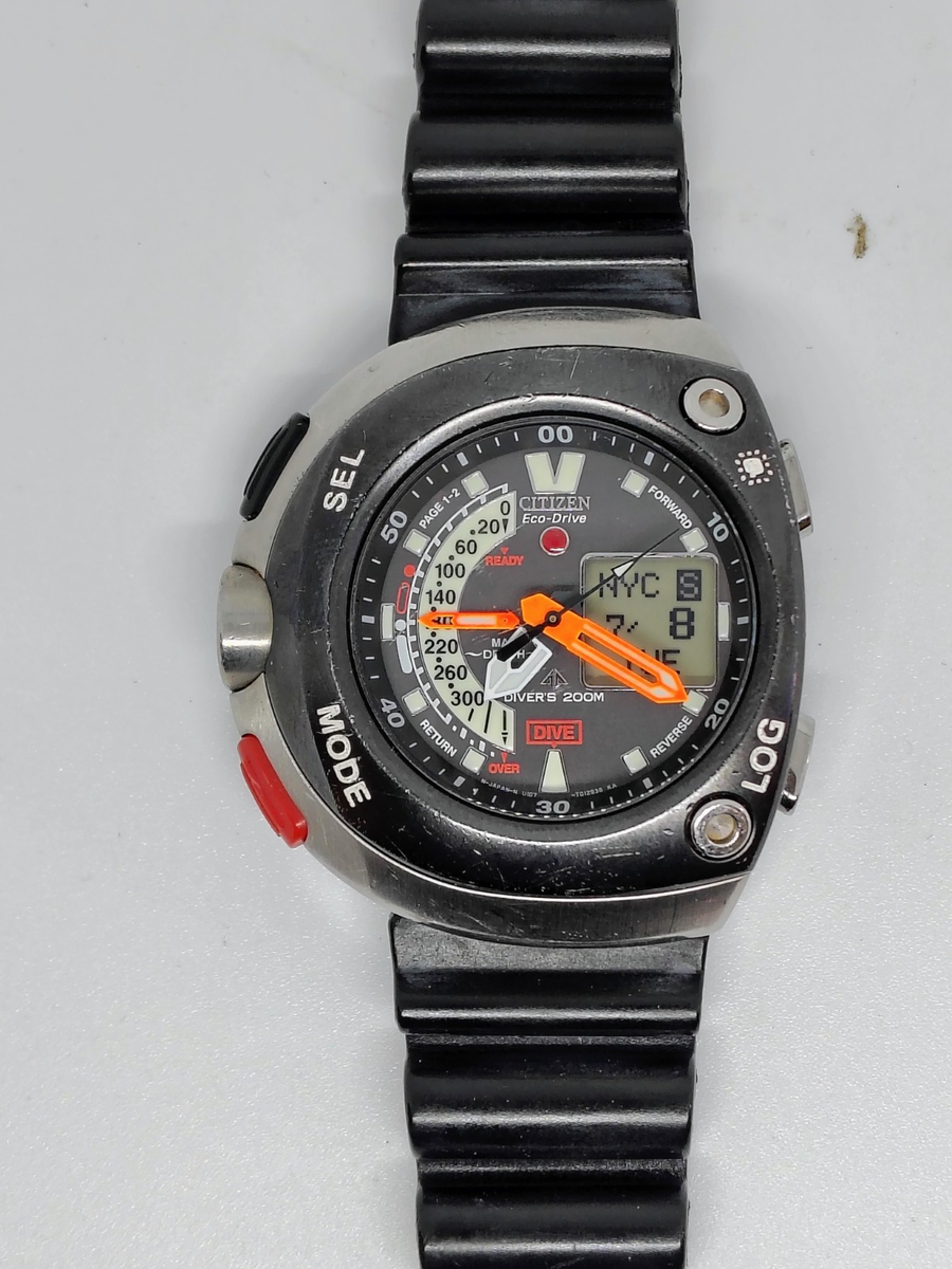 Citizen Promaster AQUALAND Eco-Drive Divers 200M Watch U107