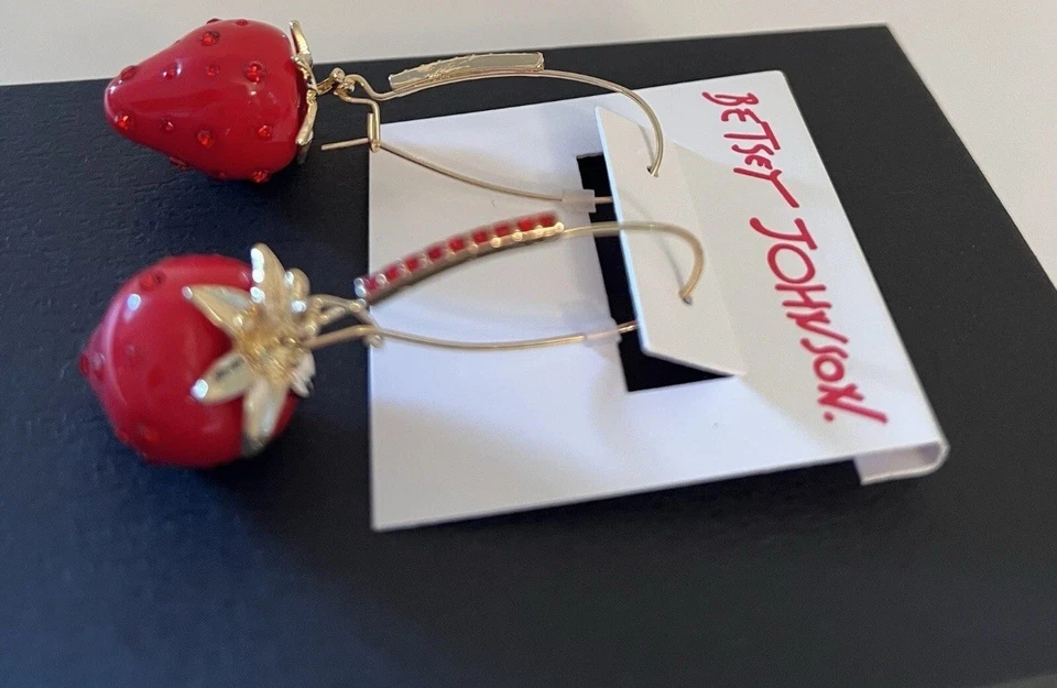 PENDIENTES Betsey Johnson Babycakes Tono Dorado Rojo Fresa Rojo Cristal Gota Nuevos con Etiquetas Foto 4 de 4