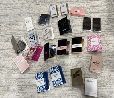 22 xAssorted Fragrance Sample Size Spray Lot Assorted Brands Samples/Minis