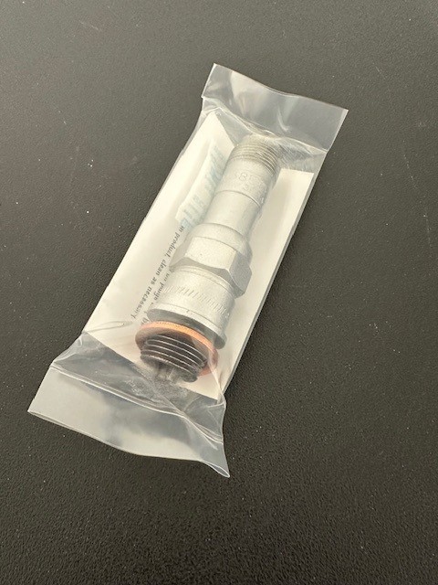 Champion Aircraft Spark Plug, P/N RHM38E Reconditioned