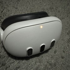 Meta Quest 3 128Gb VR Headset Only- Clean Rea...