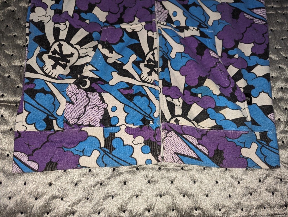 Rare 2007 Zoo York Full Zip All Over Print Skateboard Hoodie Rare 2007 Zoo York Full Zip All Over Print Skateboard Hoodie