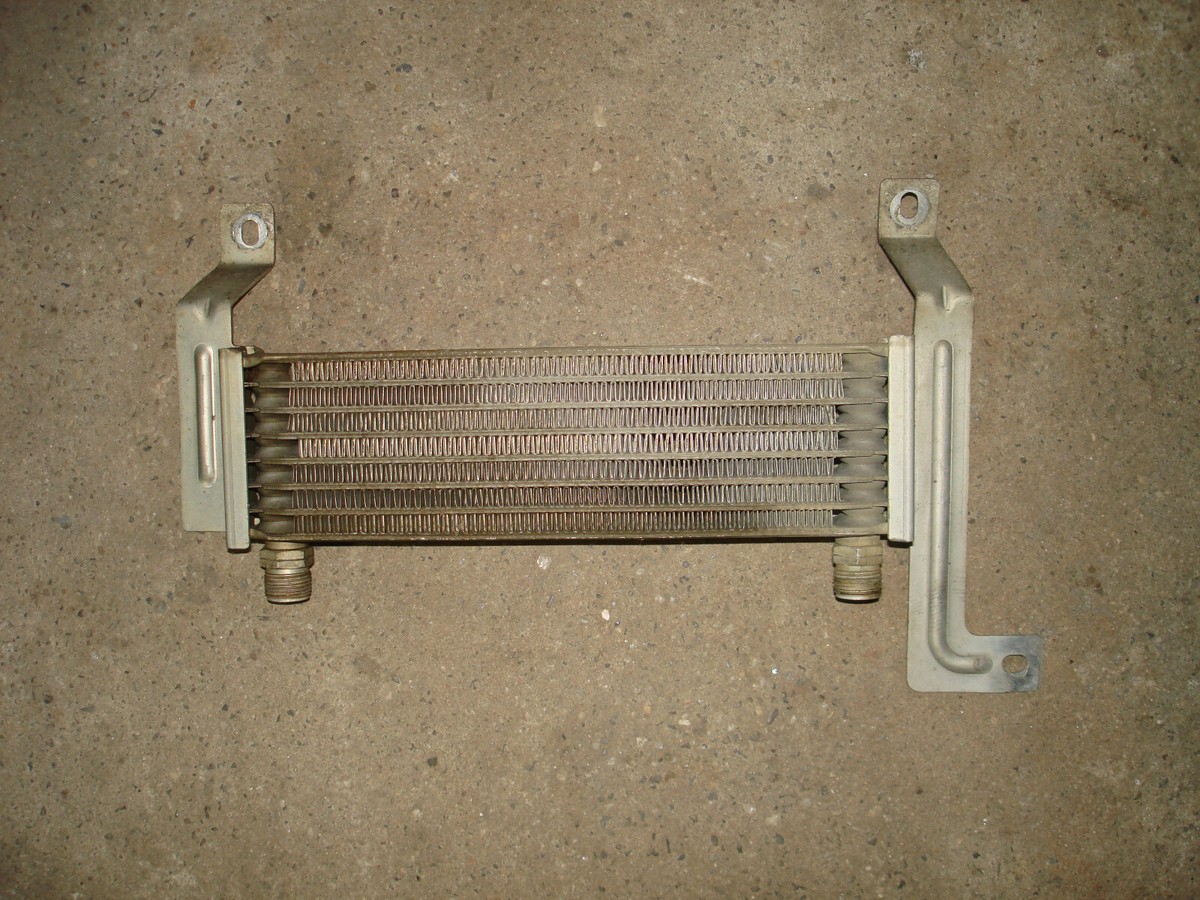 1994 95 96 Caprice Roadmaster Auxiliary Oil Cooler & Adapter 7P8 