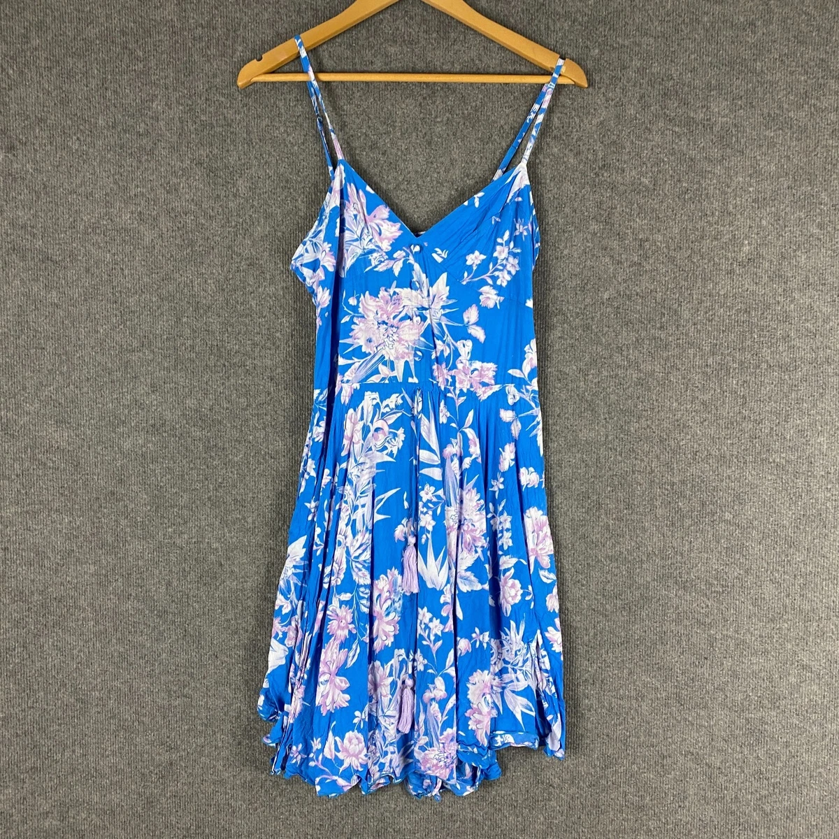 Feather Find Dress Womens Small Blue White Fit Flare Flowers Flowy Ladies