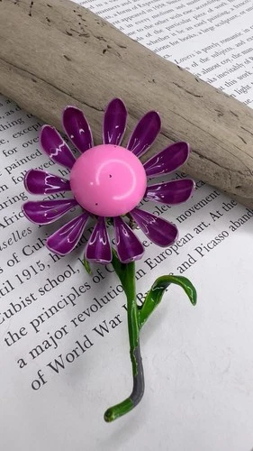 Vintage Pink & Green Enamel Flower Brooch Pin 70s Costume Jewelry As Is 🩷